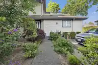10 8388 158 STREET - thumbnail 4