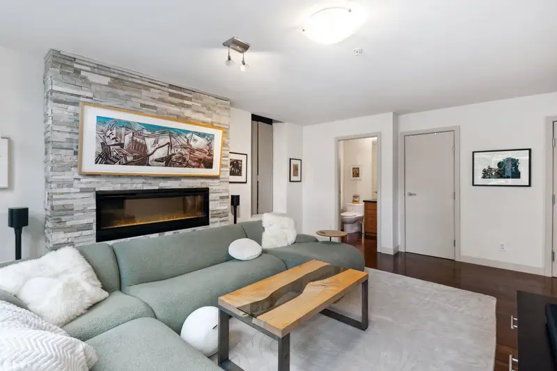 TH12 1233 W CORDOVA STREET - photo 4 of 25