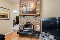 7446 149A STREET - thumbnail 12