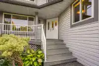 7446 149A STREET - thumbnail 3
