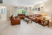 7446 149A STREET - thumbnail 4