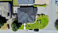 8253 151A STREET - thumbnail 2