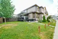 7532 144A STREET - thumbnail 36