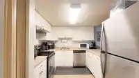 103 7095 133B STREET - thumbnail 2