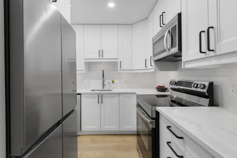 104 20177 54A AVENUE - photo 4 of 25