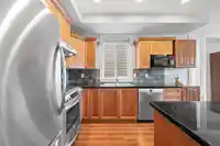 6652 195 STREET - thumbnail 11