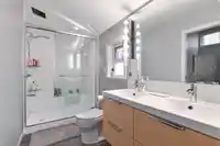 8214 152A STREET - thumbnail 16