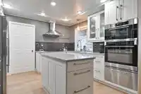 8214 152A STREET - thumbnail 7