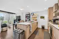 505 9887 WHALLEY BOULEVARD - thumbnail 20