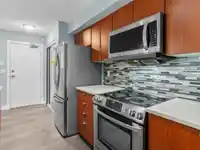 310 10092 148 STREET - thumbnail 2