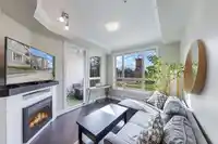 327 13897 FRASER HIGHWAY - thumbnail 1