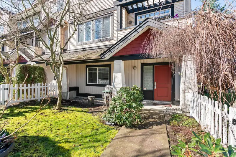 12 7168 179 STREET - photo 1 of 31