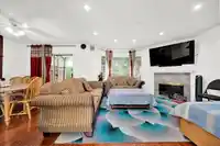 121 8655 KING GEORGE BOULEVARD - thumbnail 5