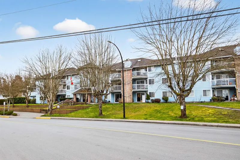 214 11510 225 STREET - photo 2 of 25