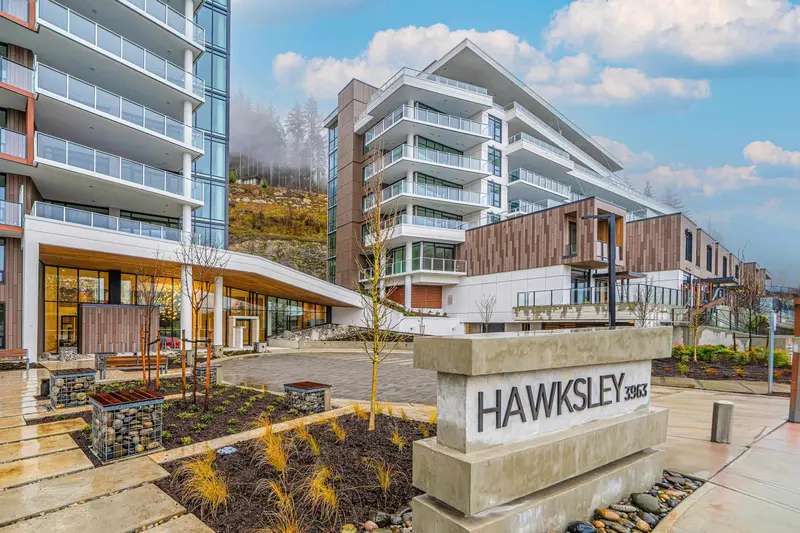 307 3963 UPLANDS WAY - photo 1 of 25