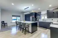 7171 151 STREET - thumbnail 5