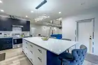 7171 151 STREET - thumbnail 7