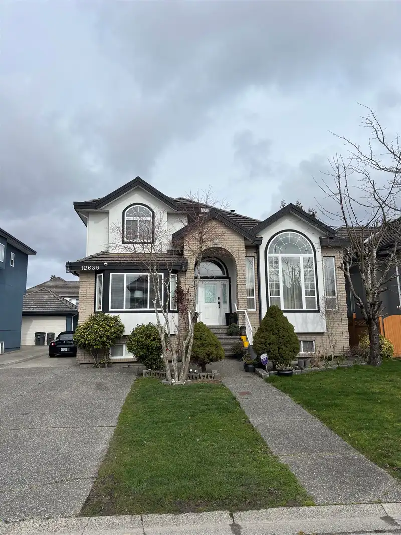 12635 67A AVENUE - photo 1 of 2