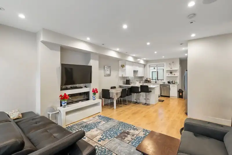 31 16511 WATSON DRIVE - photo 4 of 25