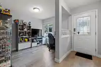 8 8111 160 STREET - thumbnail 4