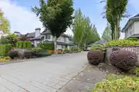 8 8111 160 STREET - thumbnail 32