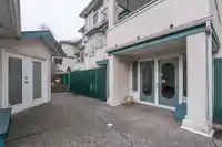 210 5955 177B STREET STREET - thumbnail 4