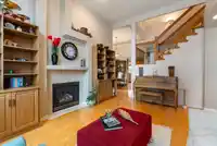 15651 83A AVENUE - thumbnail 3