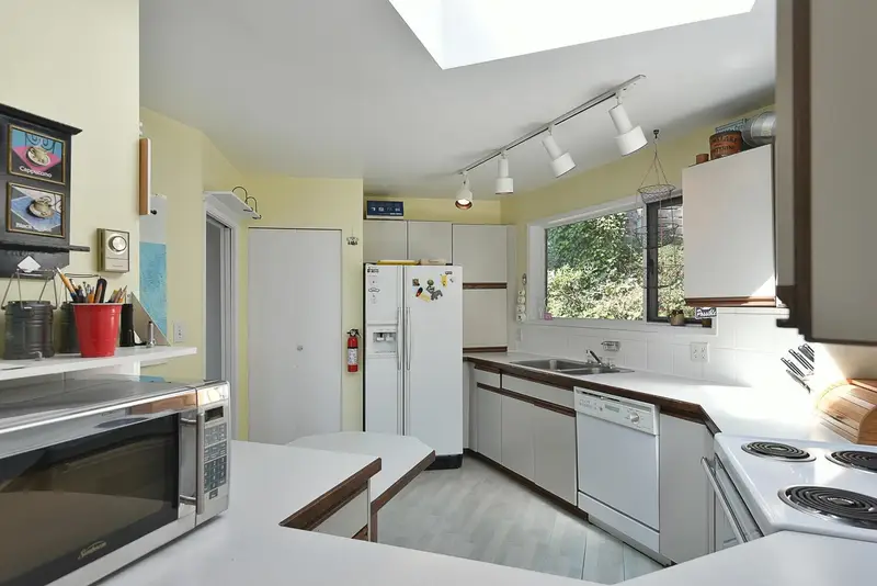 7297 BELLE ROAD - photo 4 of 25