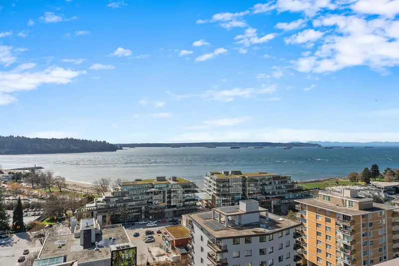 1405 555 13TH STREET - photo 2 of 19