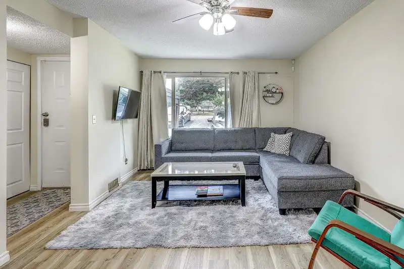 6928 134 STREET - photo 1 of 19