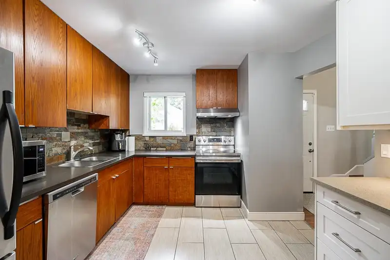 18 6613 138 STREET - photo 1 of 22