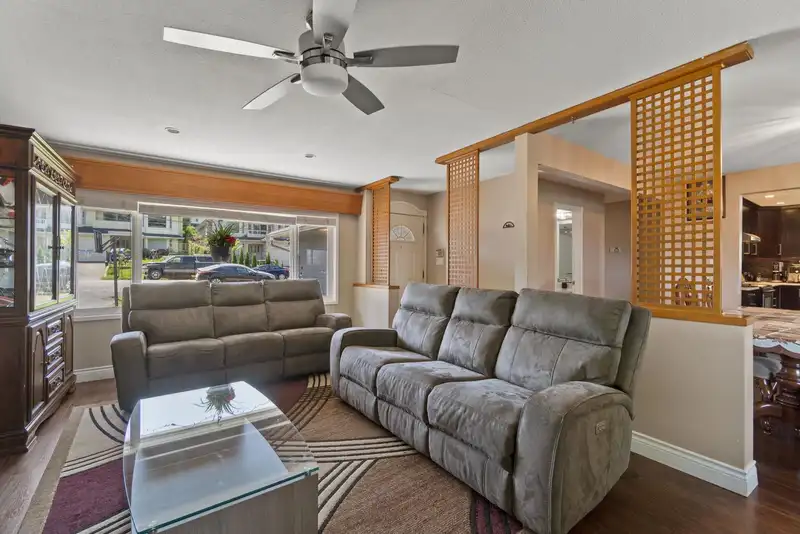 11625 99 AVENUE - photo 1 of 28