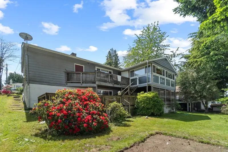 11625 99 AVENUE - photo 3 of 28