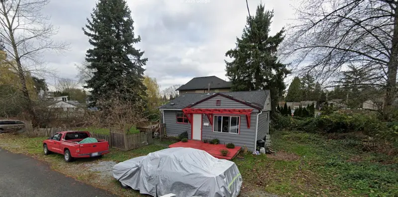 11310 ELTHAM STREET - photo 4 of 6