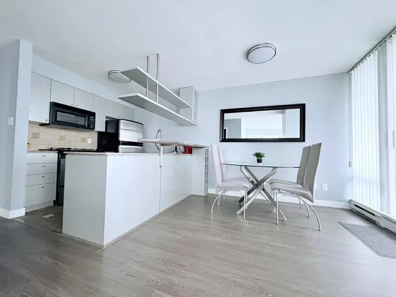 2706 1438 RICHARDS STREET - photo 4 of 25