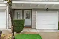 45 8775 161 STREET - thumbnail 2