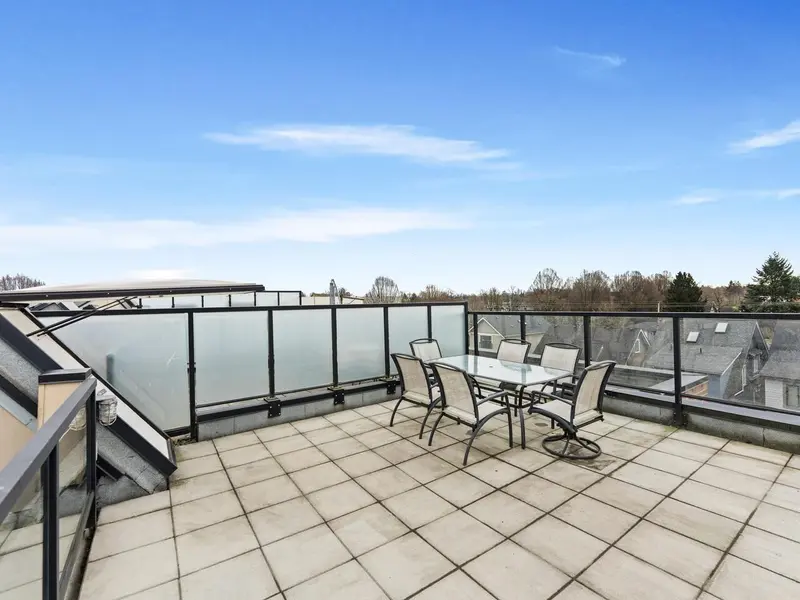 PH12 2150 E HASTINGS STREET - photo 2 of 25