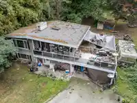 18268 74 AVENUE - thumbnail 3