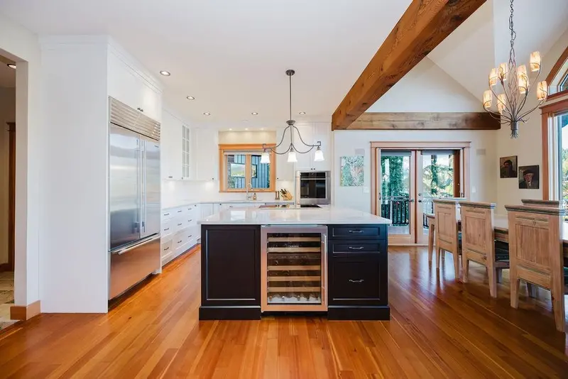 401 SKYLINE DRIVE - photo 4 of 25