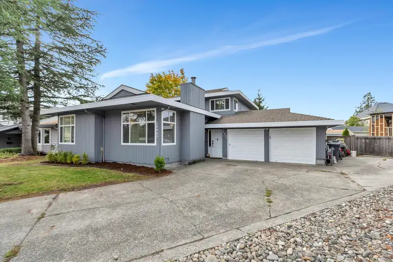 14445 CHARTWELL DRIVE - photo 1 of 40