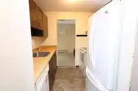 203 13977 74TH AVENUE - thumbnail 6