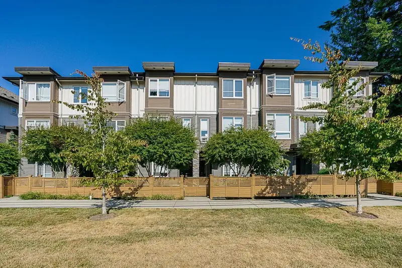 129 5888 144 STREET - photo 1 of 39