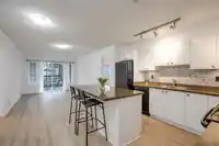 205 8717 160 STREET - thumbnail 2
