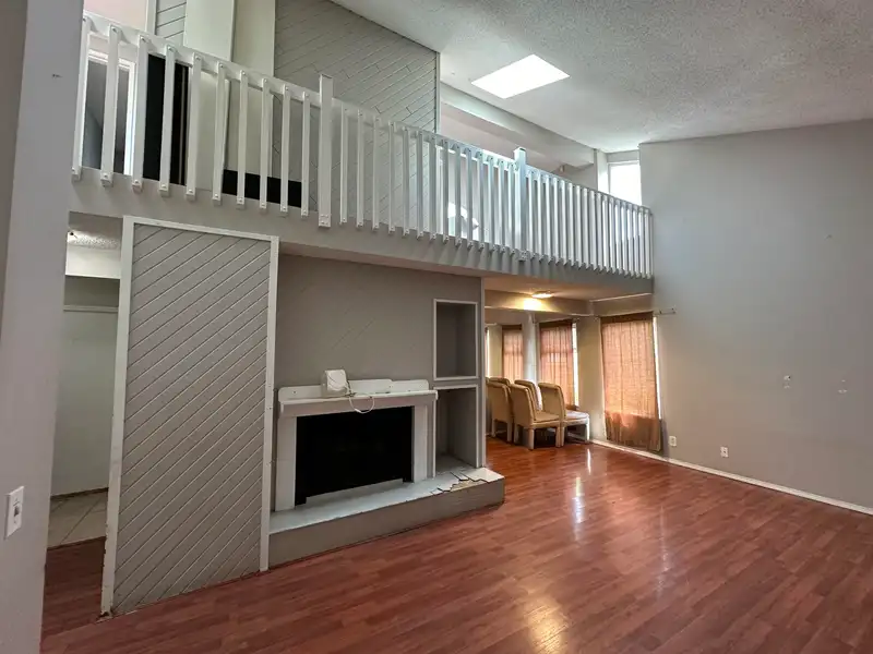 9234 133RD STREET - photo 4 of 15