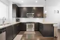 4 8713 158 STREET - thumbnail 1