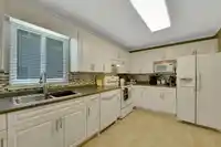 104 16031 82 AVENUE - thumbnail 8