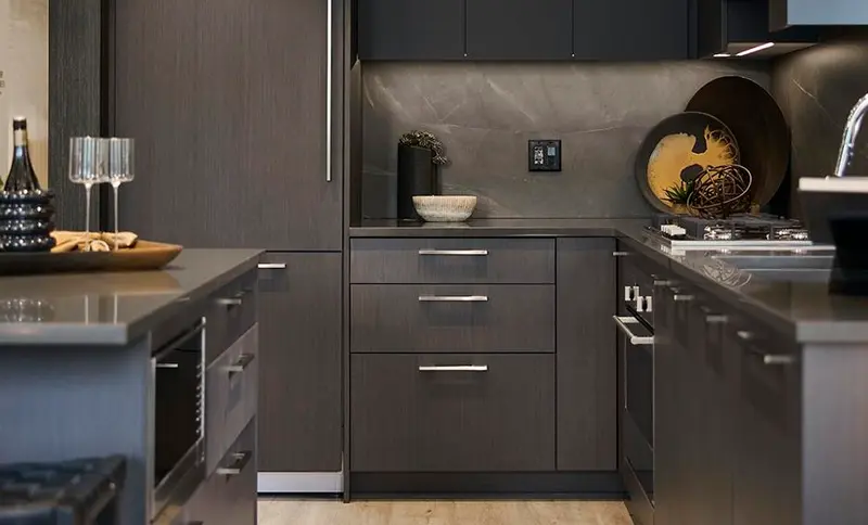 1107 5860 OLIVE AVENUE - photo 2 of 12