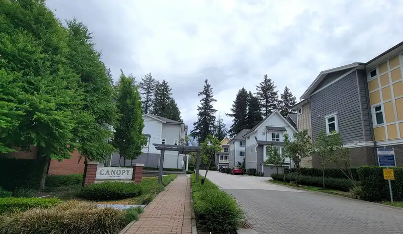 40 9718 161A STREET - photo 2 of 34