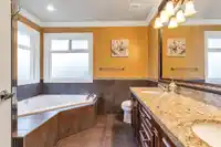 10163 177A STREET - thumbnail 13