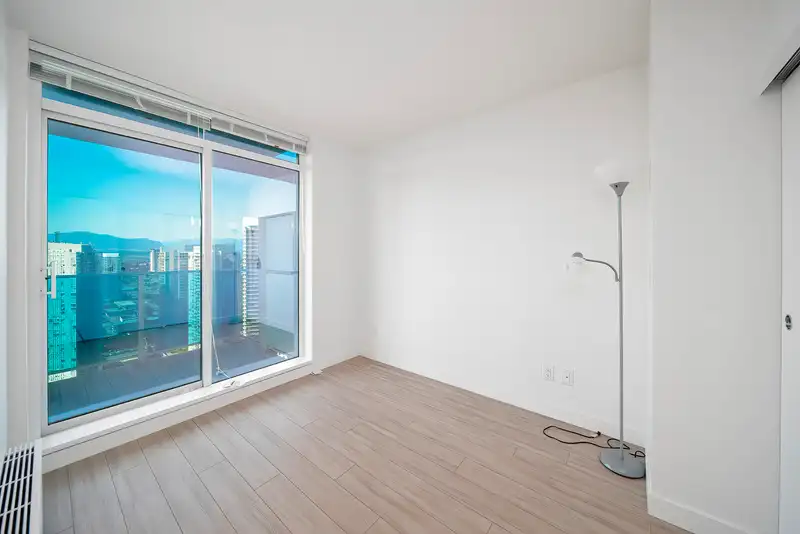 3506 13615 FRASER HIGHWAY - photo 3 of 16